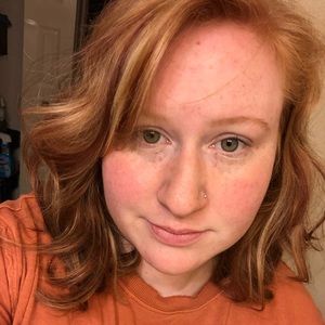 Meet your Posher, Talia